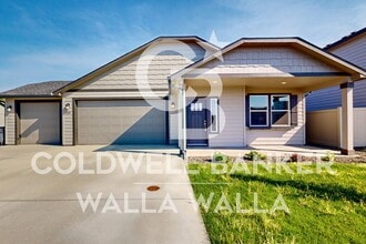 Building Photo - 1189 Ava St