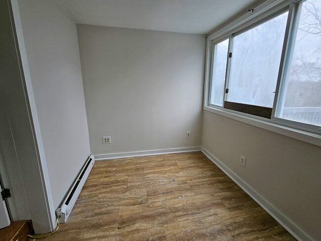 Building Photo - 10816 Highpoint Dr