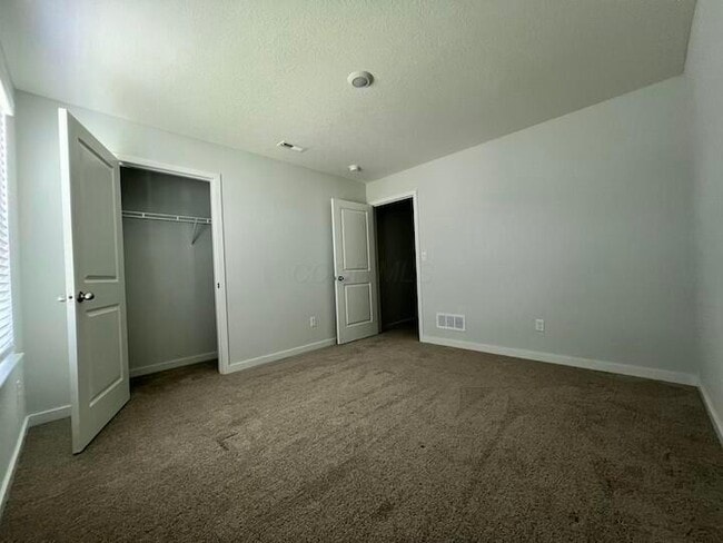 Building Photo - 418 Park Vista Dr