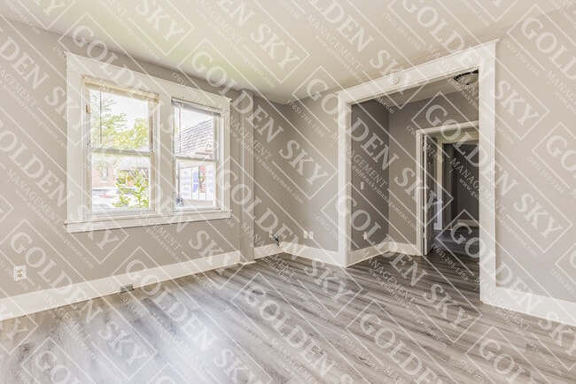 Building Photo - 611 W Jackson St