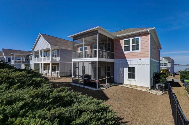 Building Photo - Lake View Living Near Lake Murray – Spacious 5BR Home w/ Boat Ramp & Docks