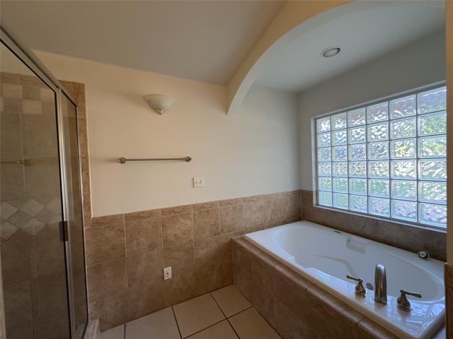 Building Photo - 2614 W Newton Cir