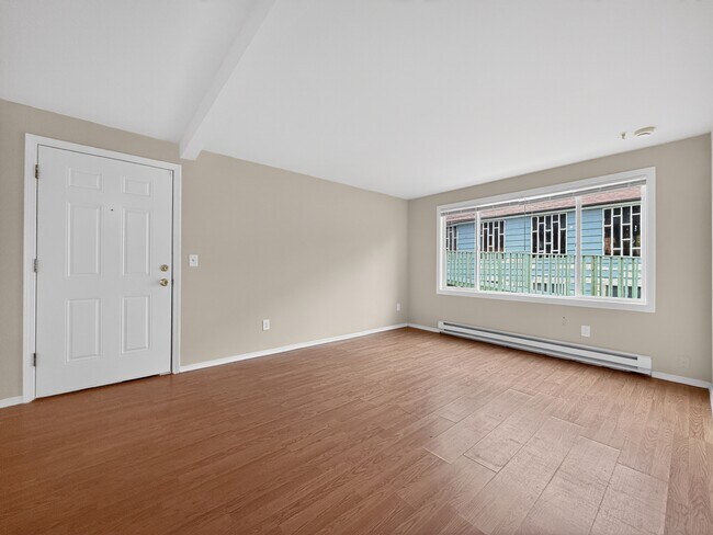 Building Photo - 9015 9th Ave SW
