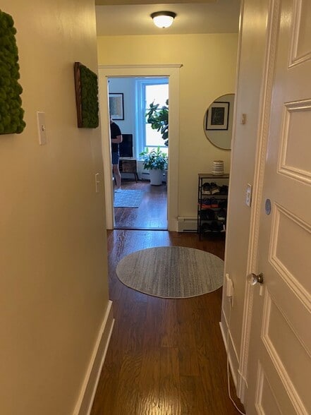 Building Photo - 1878 Beacon St