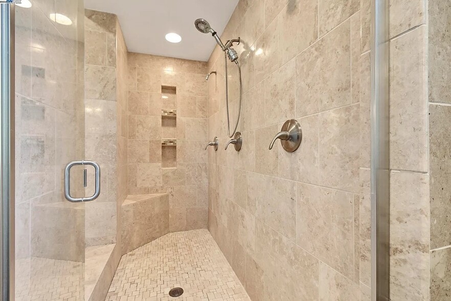 Building Photo - 3100 Tewksbury Way