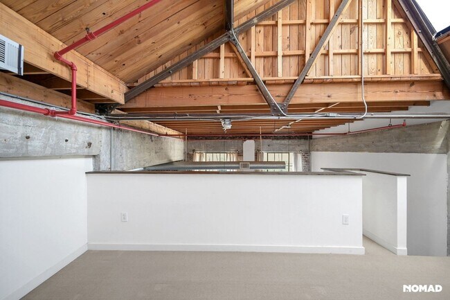 Building Photo - Spacious 1BR Loft in Atlanta near Ponce Ci...