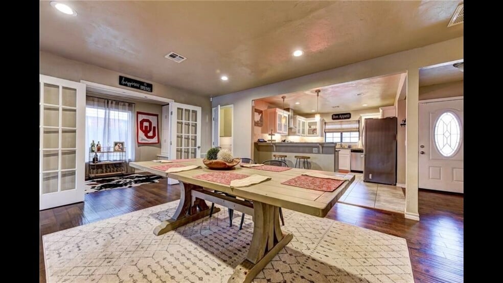 Open dining space - 2056 NW 48th St