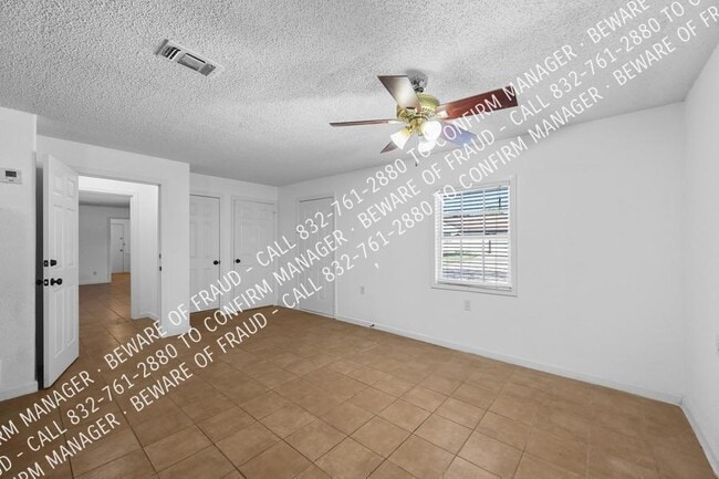 Building Photo - 2346 February Ln