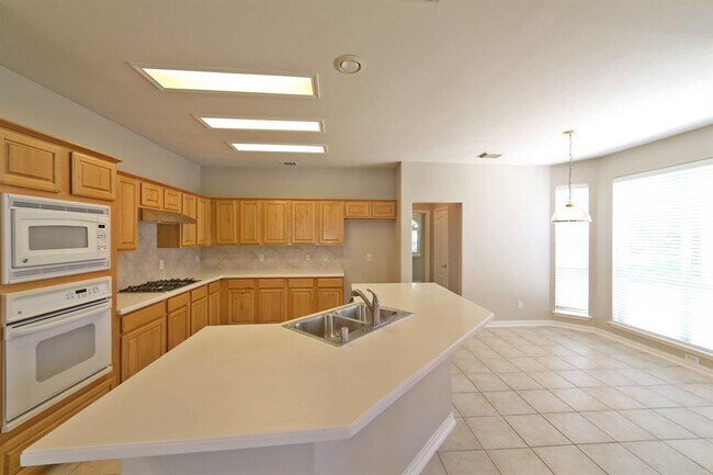 Building Photo - 407 Groveton Ridge Ln