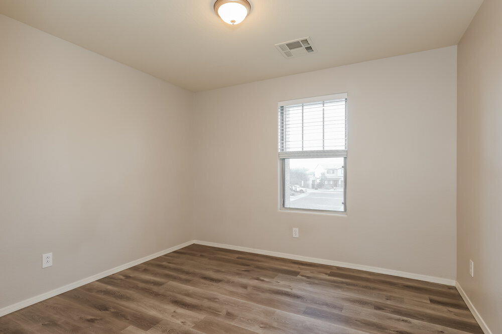 Building Photo - 4043 W Pedro Ln