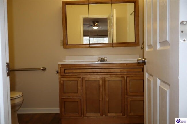 Building Photo - 4484 Rineyville Rd