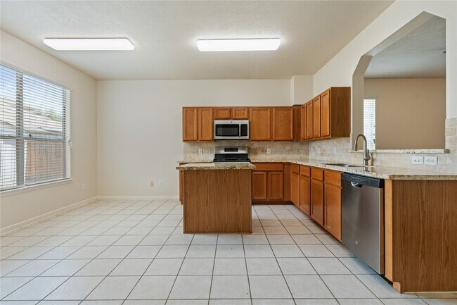Building Photo - 7814 Yaupon Ranch Ct