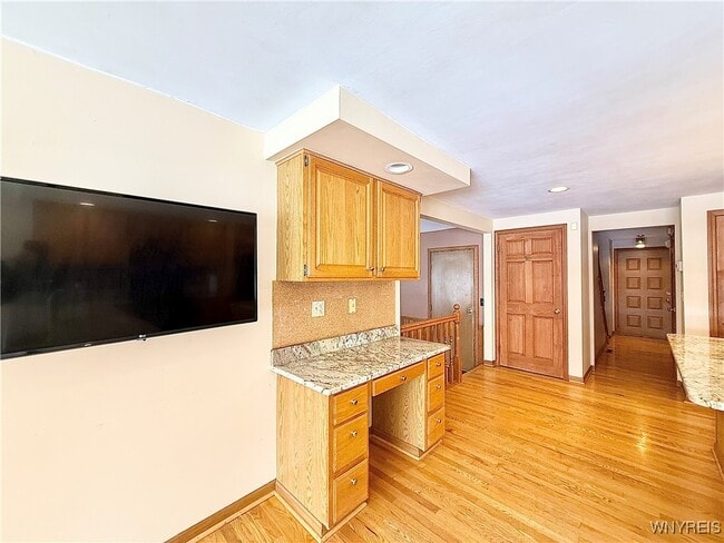 Building Photo - 8 Hummingbird Ln