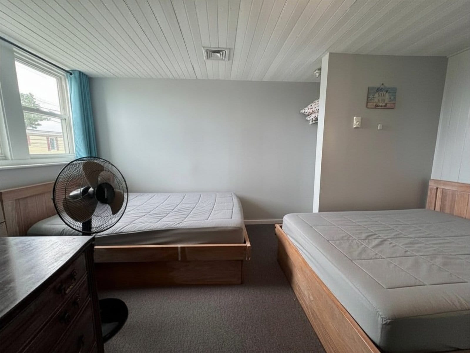 Building Photo - 108 W Grand Ave