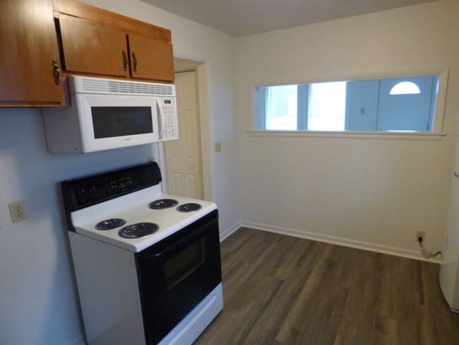 Building Photo - 308 Pursley Dr