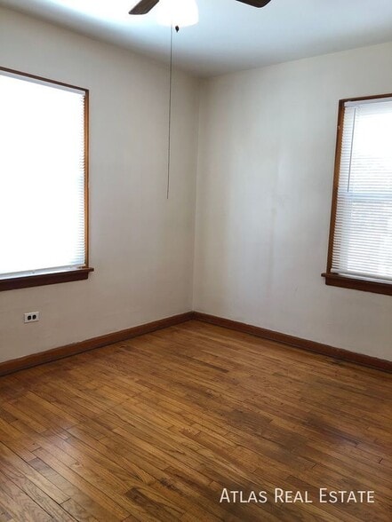 Building Photo - 1990 S Huron St