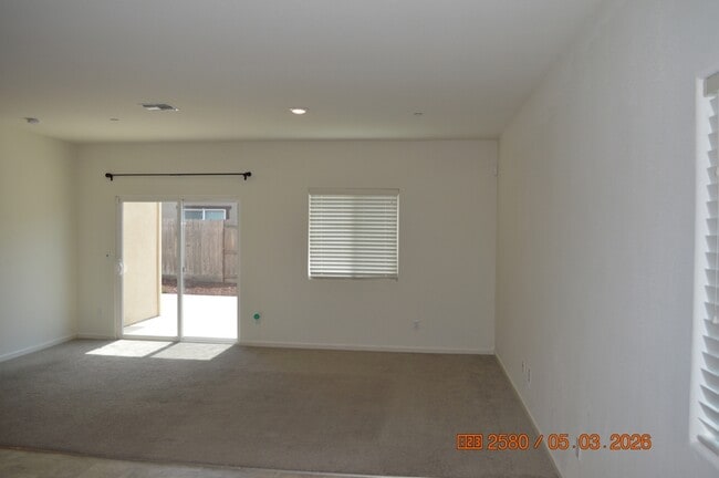 Building Photo - 4220 Freemark Ave