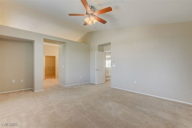 Building Photo - 10940 Salernes St