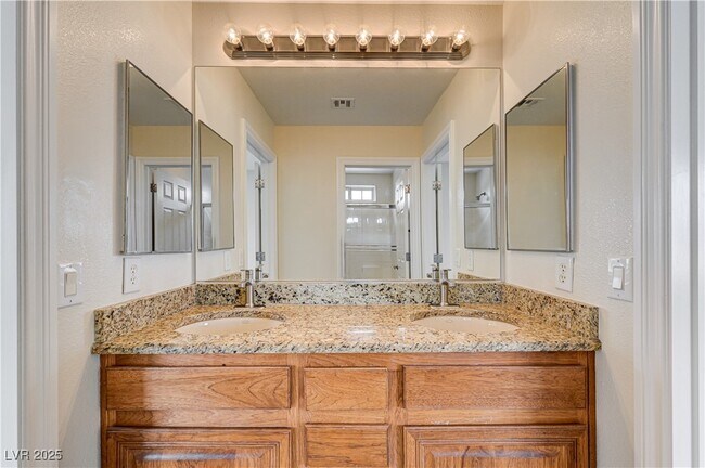 Building Photo - 9475 McCombs St