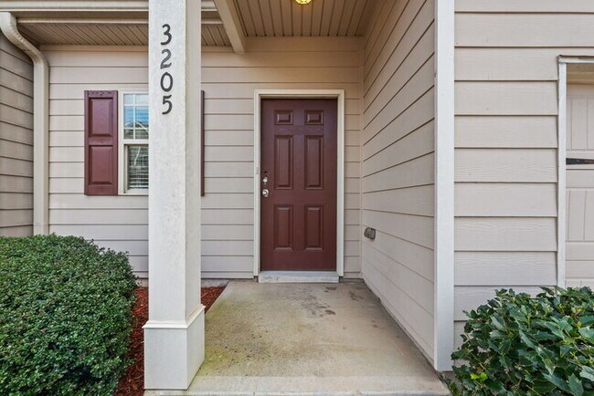 Building Photo - 3205 Blue Springs Trace