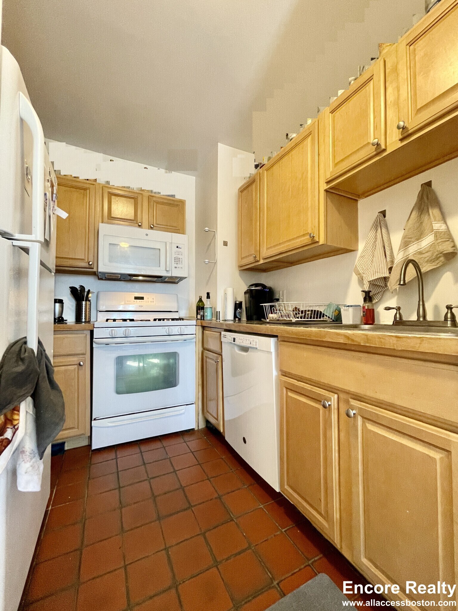 kitchen - 462 Park Dr
