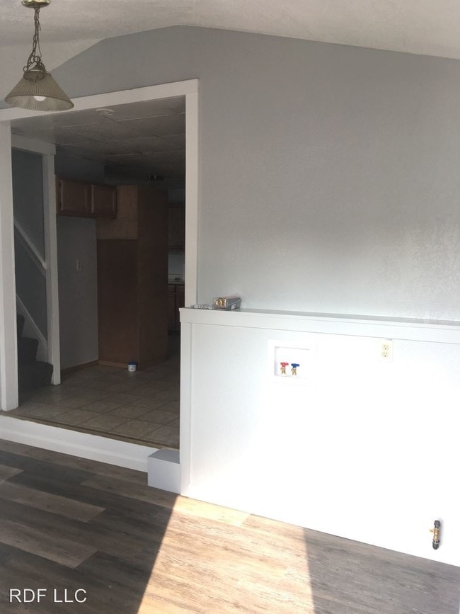 Building Photo - 3 br, 1 bath House - 2930 N. Harrison