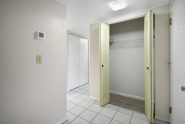 Building Photo - 38 Tarragona Ct