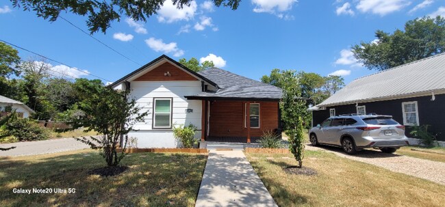 Primary Photo - 1623 N 12th St