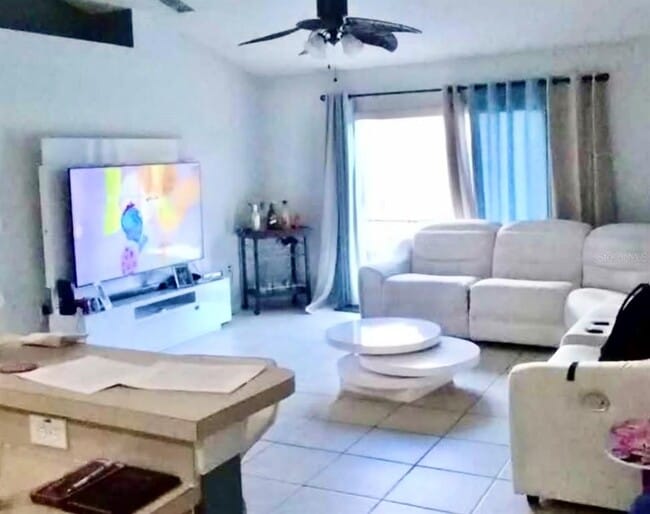 Building Photo - 672 Bluebill Ct