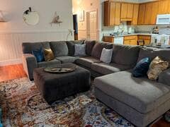 Building Photo - 1035 S Jones St