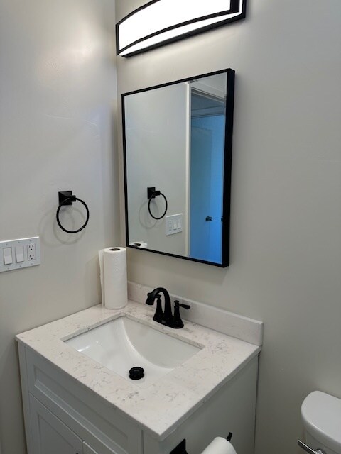 Building Photo - 512 Fein Ave