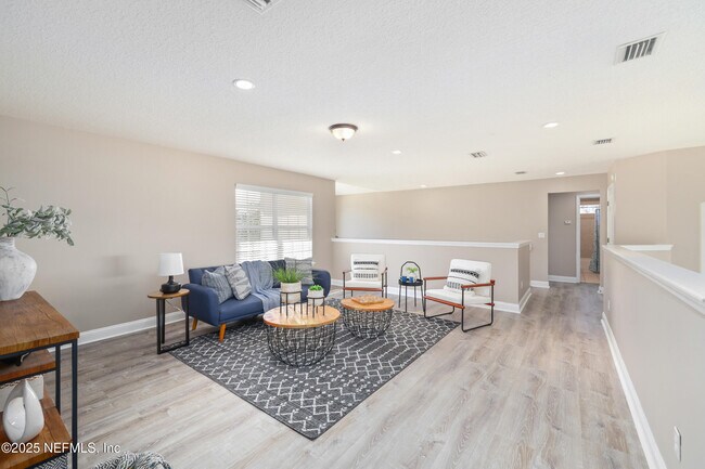 Building Photo - 3946 Royal Pines Dr