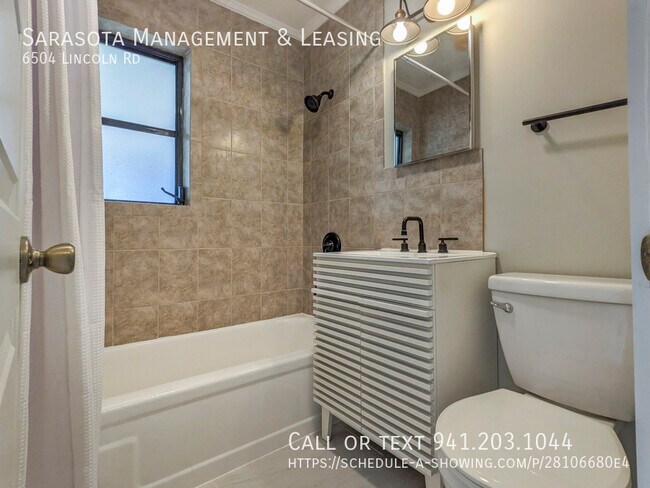 Building Photo - 6504 Lincoln Rd