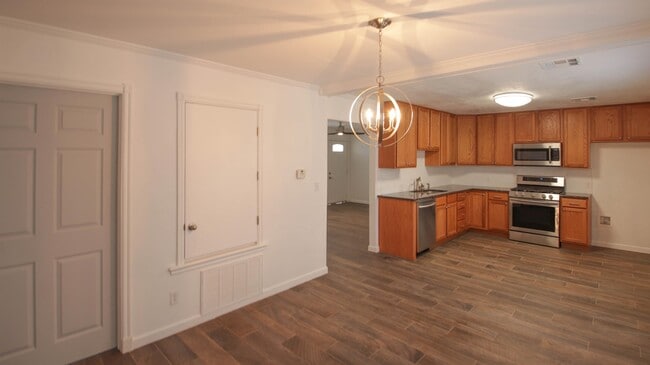 Building Photo - 1715 N Midwest Blvd