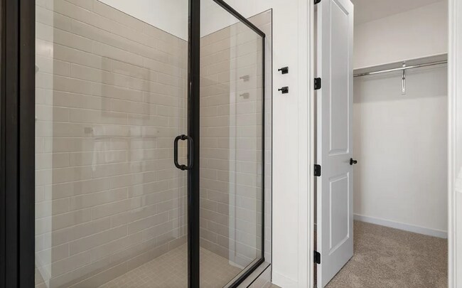 Building Photo - BRAND NEW Spacious 3 Bed 2.5 Bath + Office Townhouse