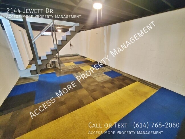 Building Photo - 2144 Jewett Dr