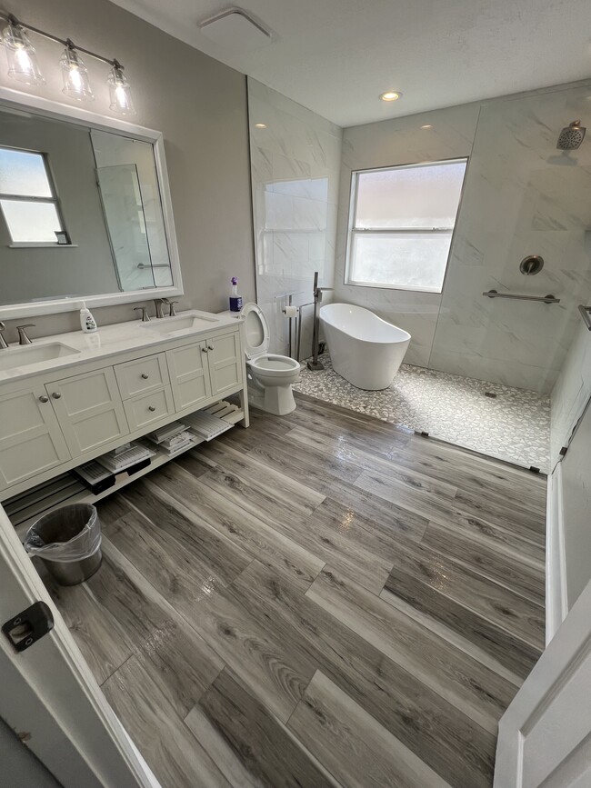 Building Photo - 12720 Daylight Trail
