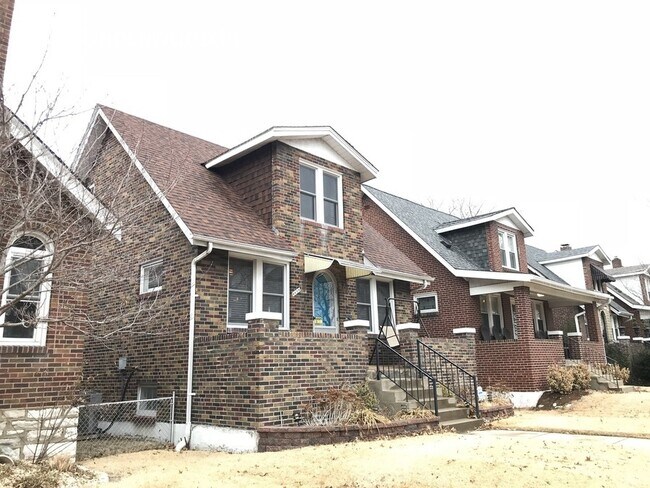 Building Photo - 6439 Lindenwood Pl