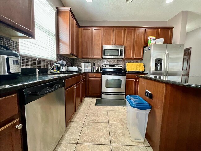 Building Photo - 724 Parker Den Dr