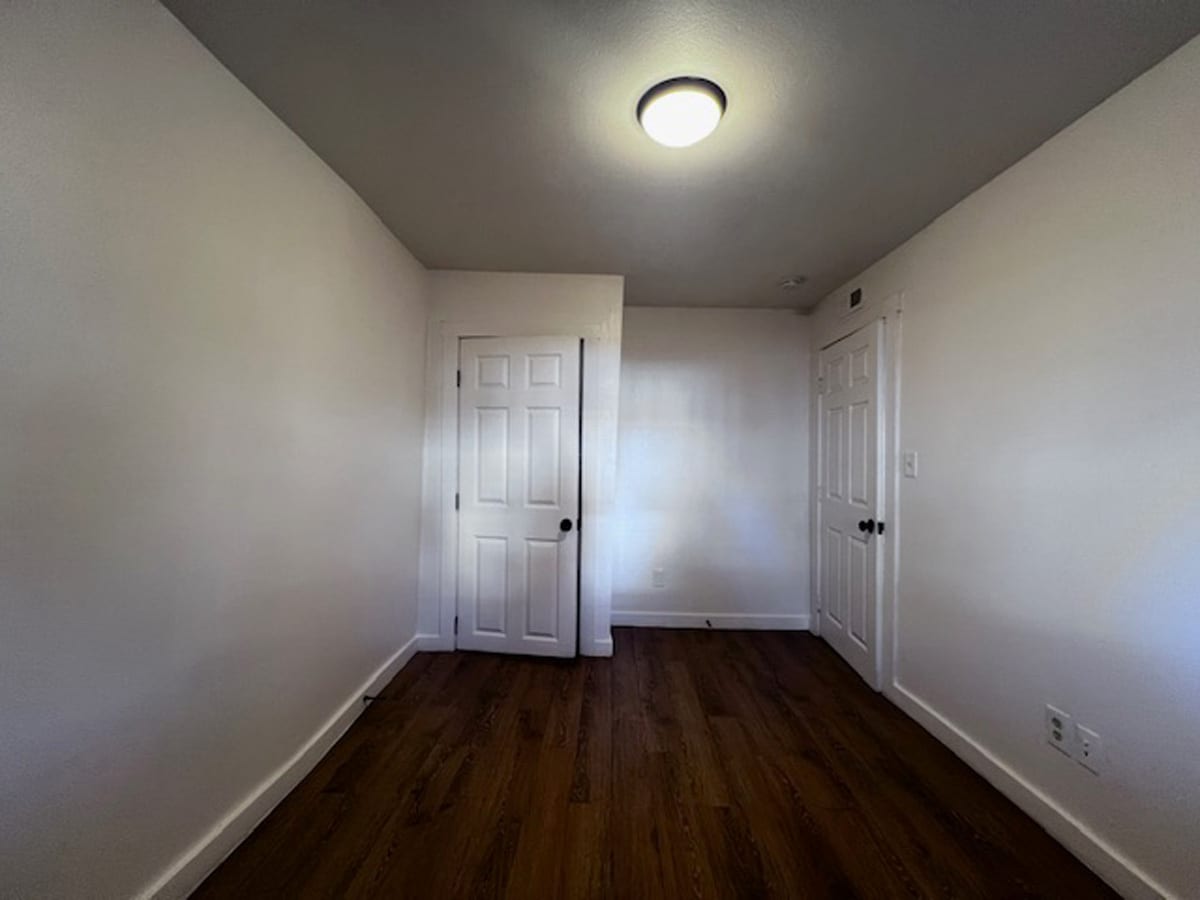 Building Photo - 699 30th St