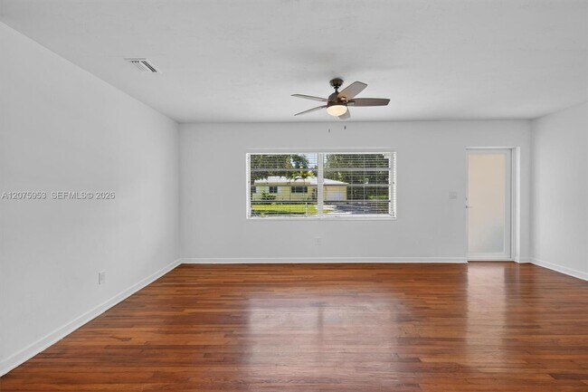 Building Photo - 6629 SW 65th St