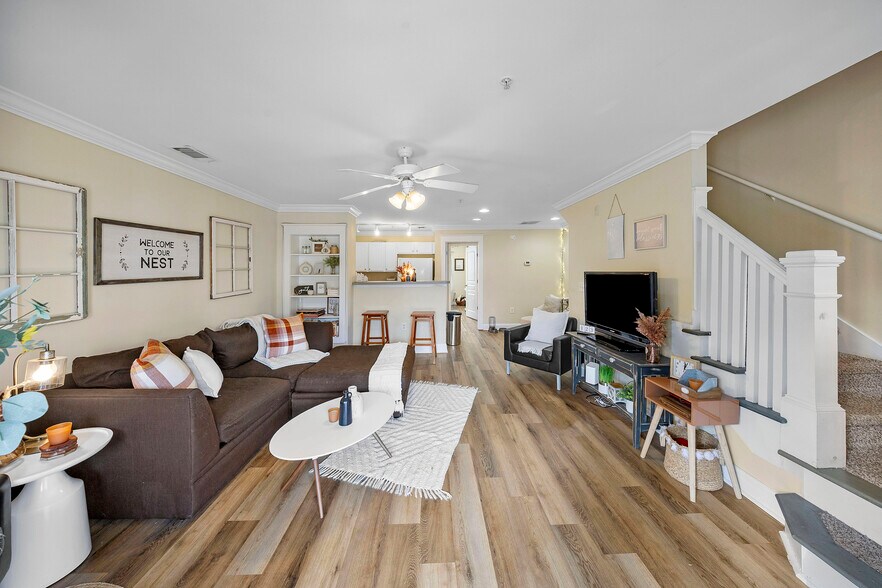 Building Photo - 3831 Cherokee Woods Way