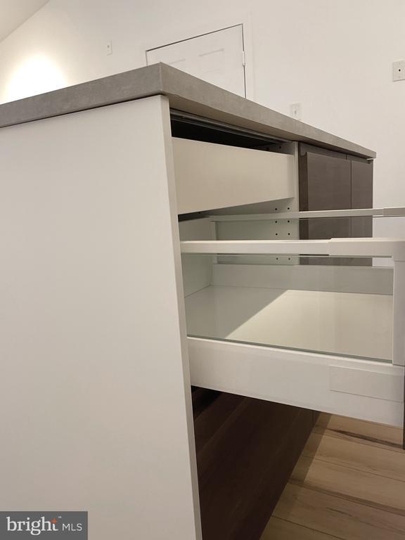 Building Photo - 3310 Wyndham Cir