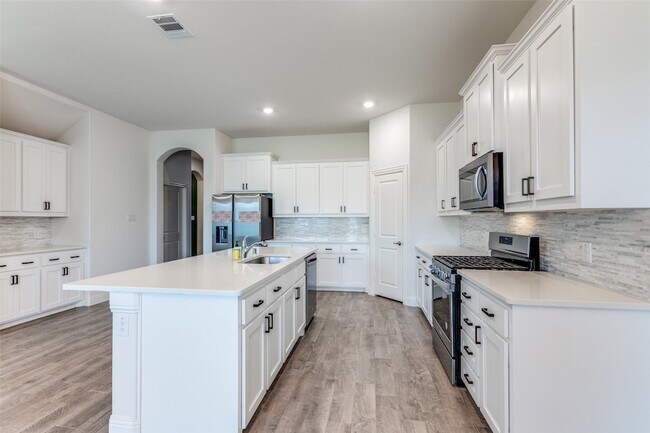 Building Photo - 7412 Twisted Thicket Ln