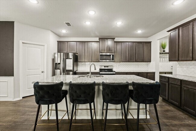 Building Photo - 6025 Driscoll Ln
