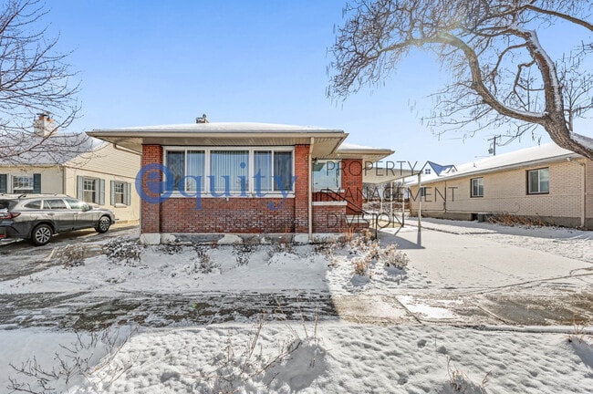 Building Photo - 4893 S Wasatch St