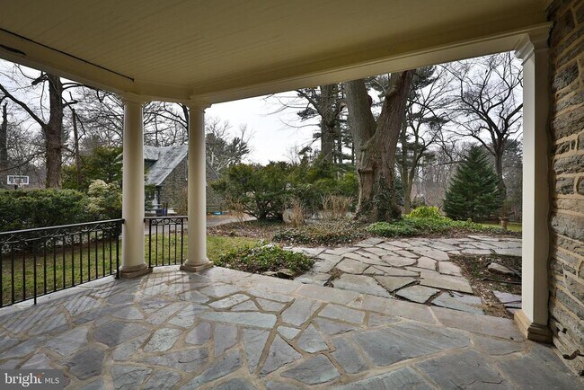 Building Photo - 6610 Wissahickon Ave