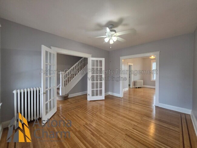 Building Photo - 3016 Pelham Ave