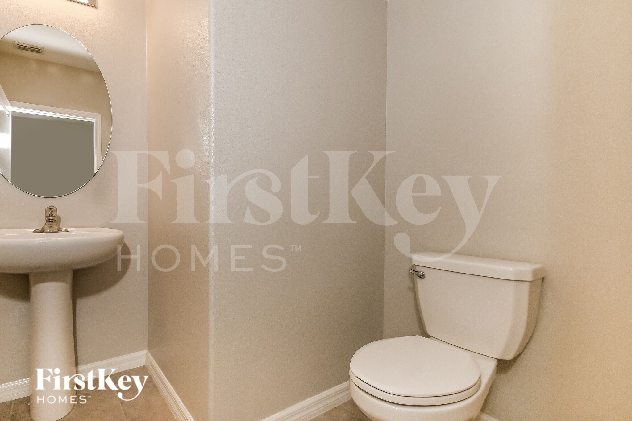 Building Photo - 9631 Sage Creek Dr