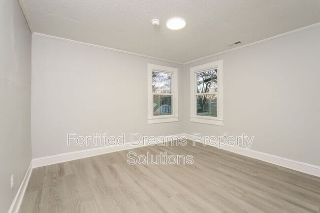 Building Photo - 1207 Thomason St